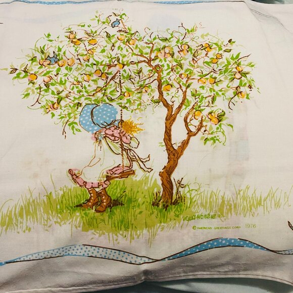 Vintage Holly Hobbie Pillowcase: 1976 American Greetings, Sunbonnet Girls - Picture 1 of 7